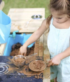 TP Toys Kinderspielküche Deluxe, Ca. B40/H96/T136 Cm -Gardena Verkäufe 2048999 WE MO 002 Spielkueche