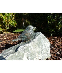 Rottenecker Bronzefigur Vogel Auf Findling -Gardena Verkäufe 3734167 WE MO 001 RotteneckerBronzefigurVorgelaufFindlingGartenfigur