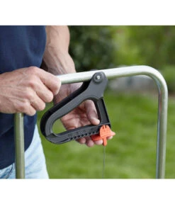 GARDENA Streuwagen XL 35 GARDENA Streuwagen XL -Gardena Verkäufe 4058145 WE DE 003 GardenaStreuwagenXL