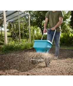 GARDENA Streuwagen XL 23 GARDENA Streuwagen XL -Gardena Verkäufe 4058145 WE MO 002 GardenaStreuwagenXL