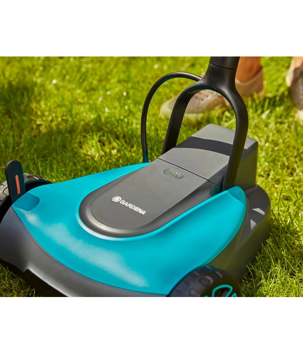 GARDENA Akku-Rasenmäher HandyMower 22/18V P4A Set, Ca. B34,5/H126/T38,5 Cm 12 GARDENA Akku-Rasenmäher HandyMower 22/18V P4A Set, Ca. B34,5/H126/T38,5 Cm – Bild 10