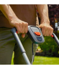 GARDENA Akku-Rasenmäher PowerMax 32/36V P4A Set -Gardena Verkäufe 6725931 WE MO 007 GARDENAAkkuRasenmaeherPowerMax3236VP4ASet 1