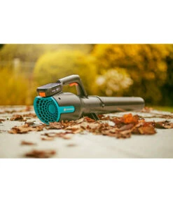 GARDENA Akku-Bläser PowerJet 18V P4A Set -Gardena Verkäufe 6726350 WE MO 015 GARDENAAkkuBlaeserPowerJet18VP4ASet 1