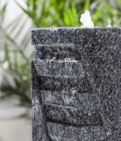 Dehner Granit-Gartenbrunnen Riva, Ca. H56 Cm -Gardena Verkäufe 6938401 WE DE 001 BrunnenRiva