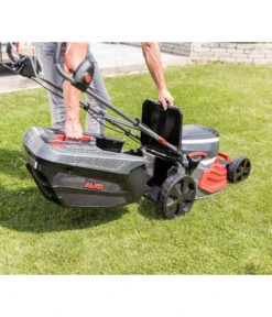 AL-KO Akku-Rasenmäher 512 LI VS-W Premium, Inkl. 2 Akkus -Gardena Verkäufe 6942726 WE DE 003 AkkuRasenmaeher512Premium