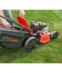 AL-KO Benzinrasenmäher 520 VS-B Premium 11 AL-KO Benzinrasenmäher 520 VS-B Premium -Gardena Verkäufe 6943005 WE DE 002 RasenmaeherPremium520VSB